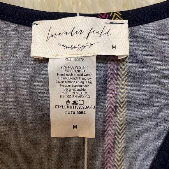 🌿NWOT!! • LAVENDER FIELD BOHO DARK NAVY OVERSIZED VNECK TEE • SIZE MEDIUM🌿 - Picture 3 of 5